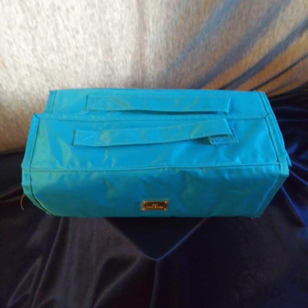 Joy Mangano Better Beauty Case Removable Pouch Han